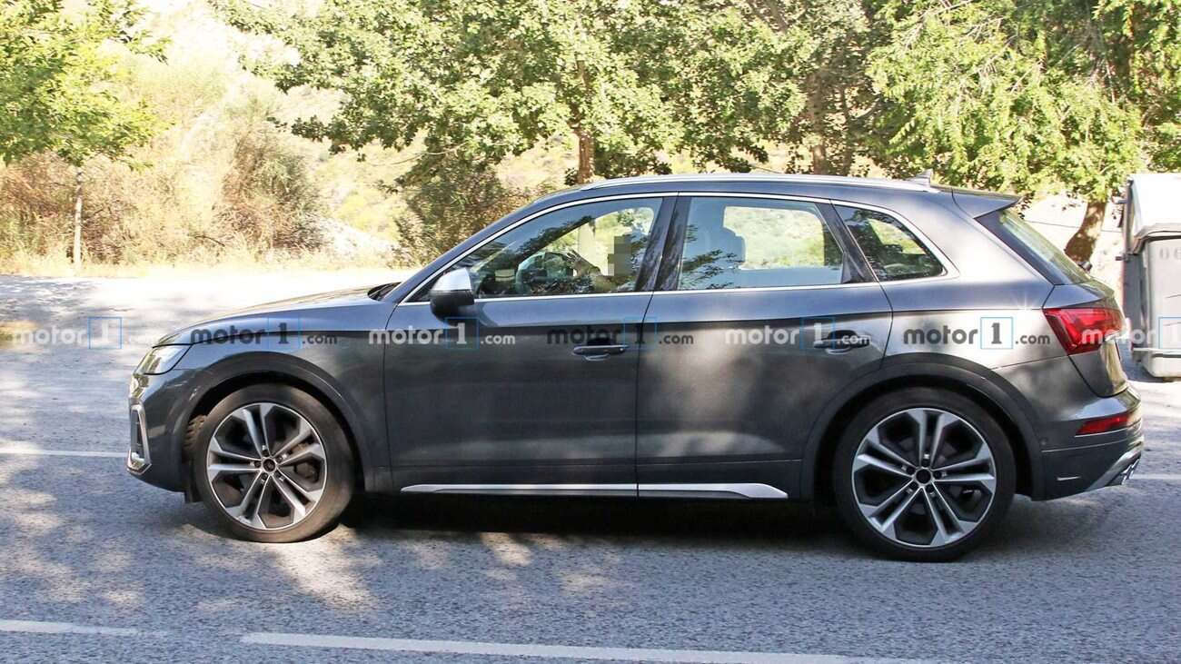 Odświeżone Audi SQ5 2021 dostrzeżone bez kamuflażu