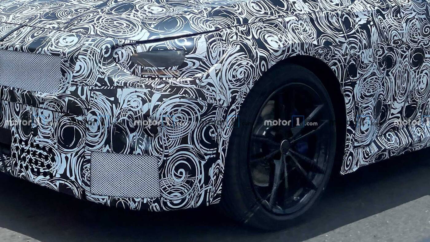 Prototyp nowego coupe BMW serii 2 w obiektywie