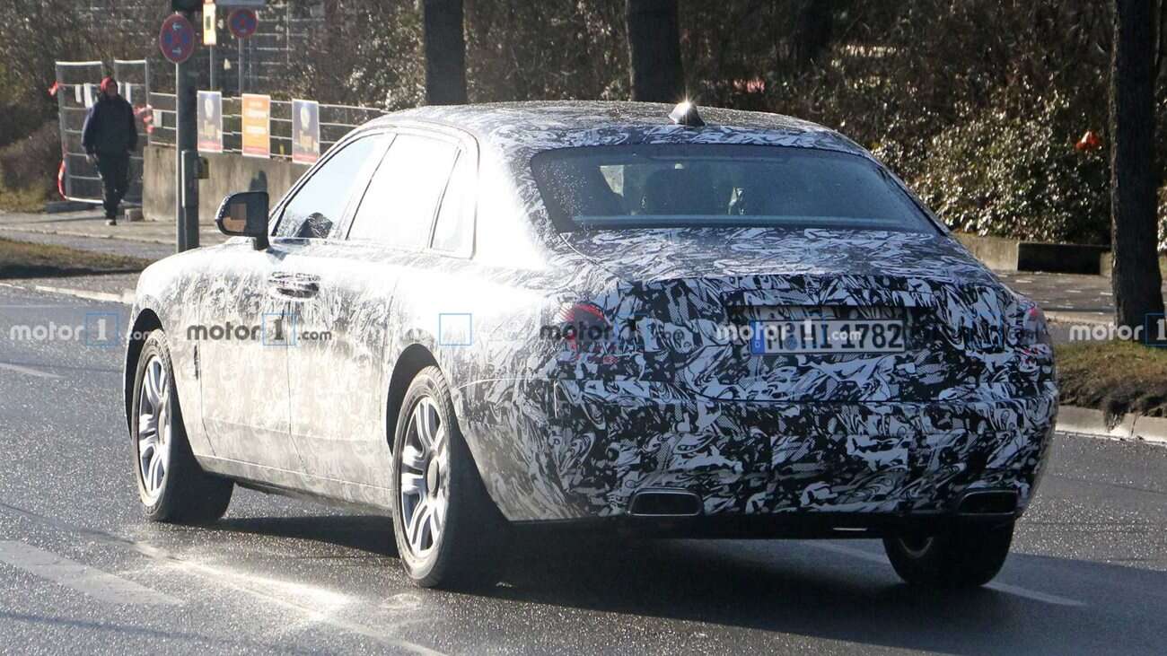 Rolls-Royce Ghost nowej generacji z datą premiery i pierwszą zapowiedzią