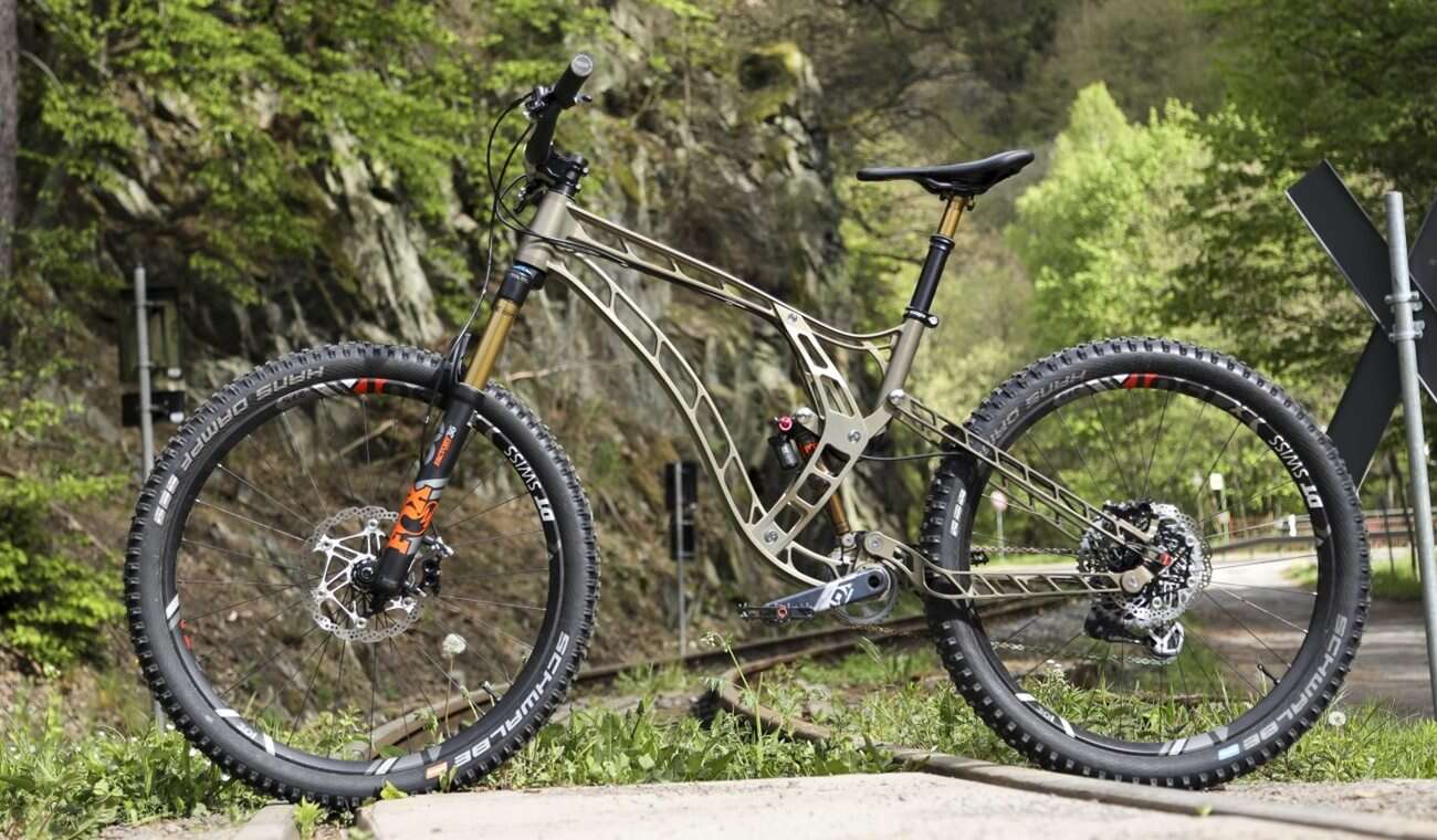 Rowery górskie Fracebike F160 szczycą się wyjątkową ramą