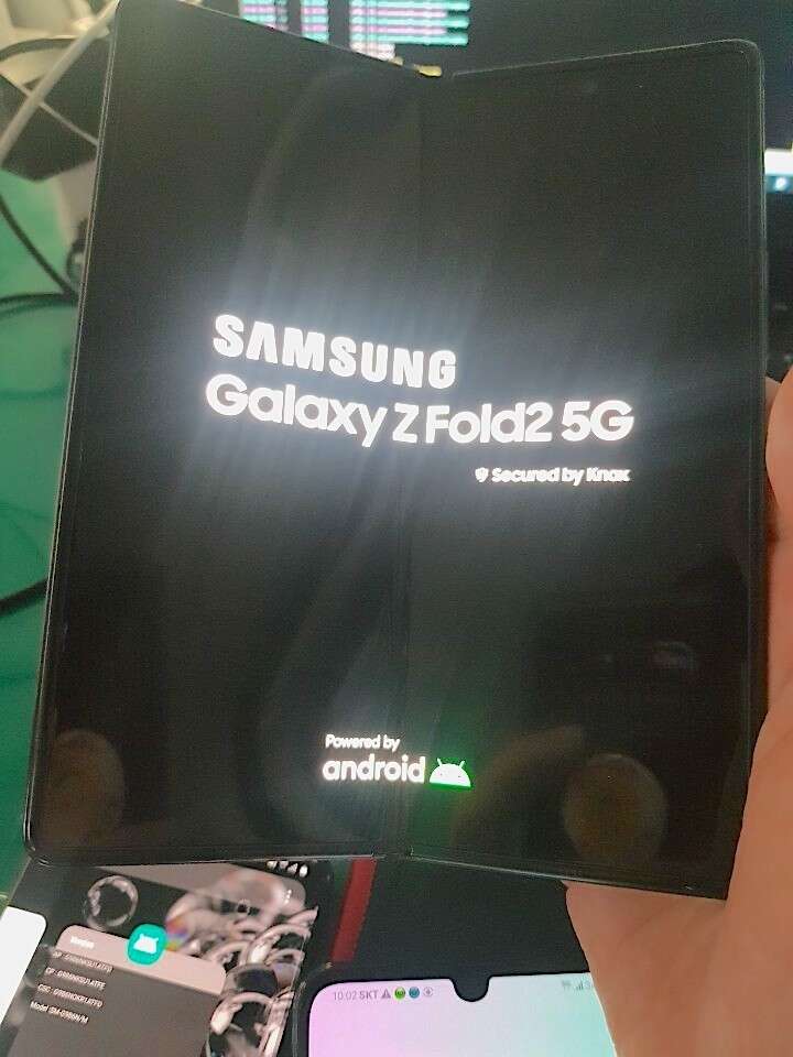 Samsung Galaxy Z Fold 2, zdjęcie Samsung Galaxy Z Fold 2