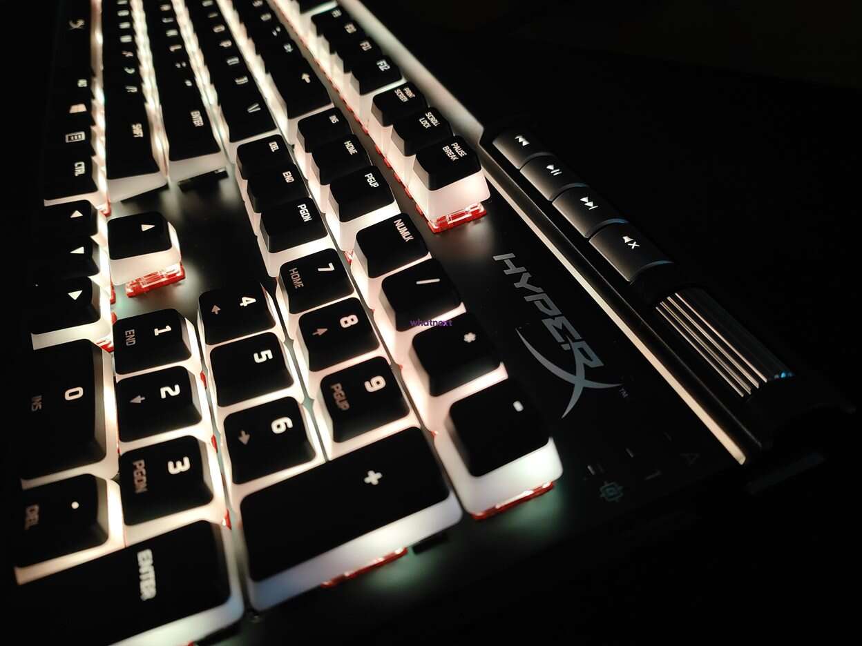 Test klawiatury HyperX Alloy Elite 2. Król RGB?