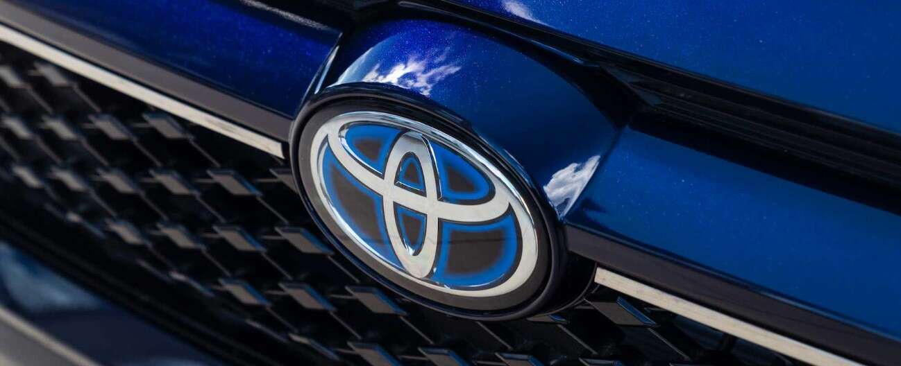 Zgadniecie jaka marka samochodów jest najcenniejsza? To nie Tesla, ale...