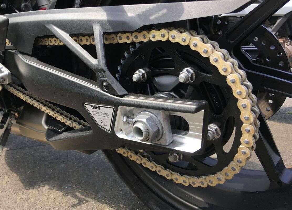 BMW zaprezentowało złoty Graal wśród łańcuchów?