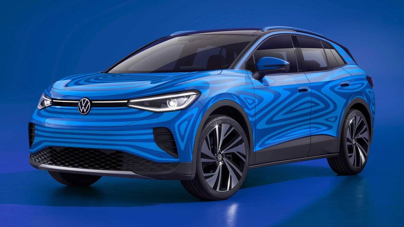 Elektryczny Volkswagen ID4 zachęca do zamówień na nowych fotkach