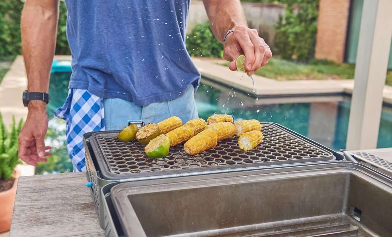 Grillując z grillem Nomad poczujecie się jak biznesmeni