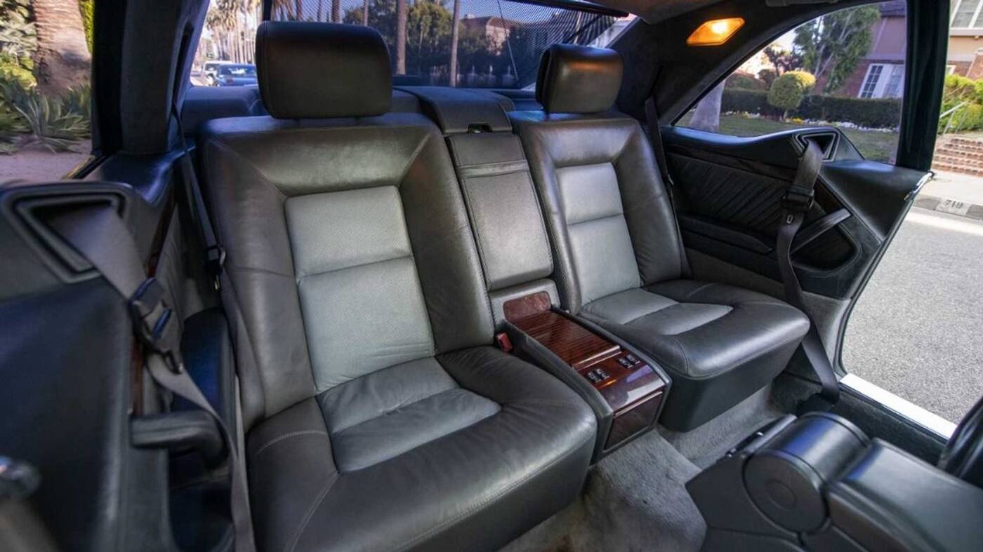 Możecie kupić starego Mercedesa S600 Michaela Jordana