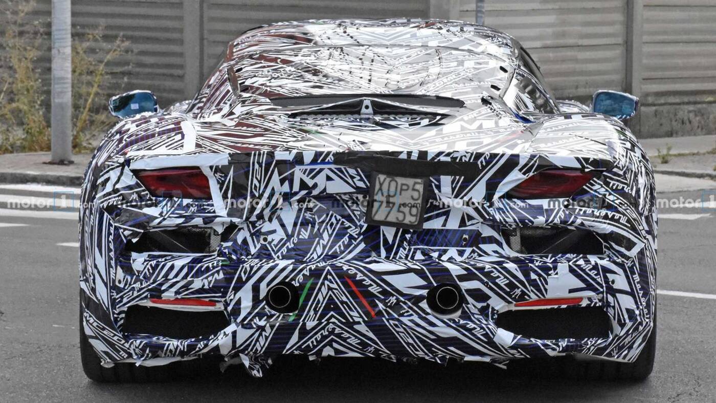 Nadchodzące Maserati MC20 na nowych zdjęciach w kamuflażu