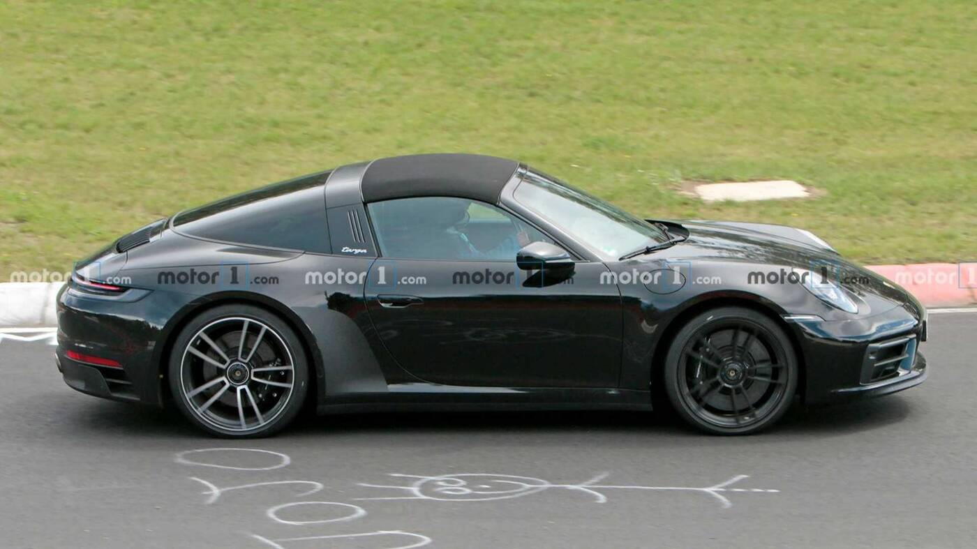 Nowe Porsche 911 GTS Targa na zdjęciach bez kamuflażu