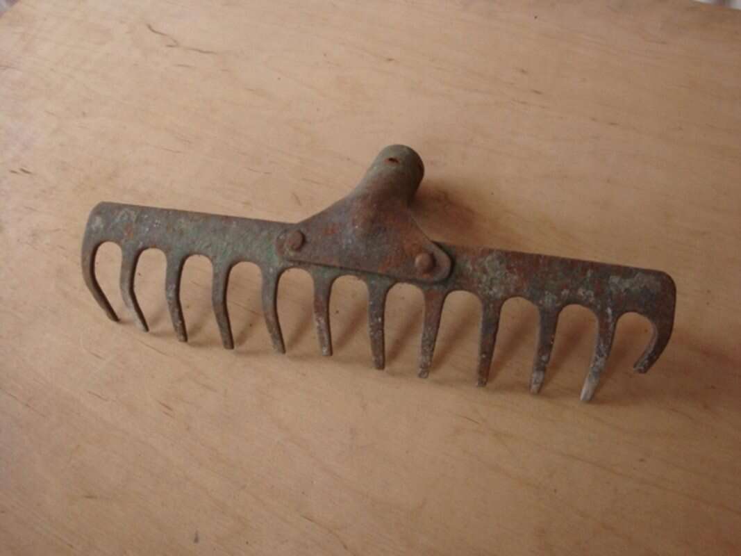 O Polaku, który zniszczył nazistowski samolot grabiami