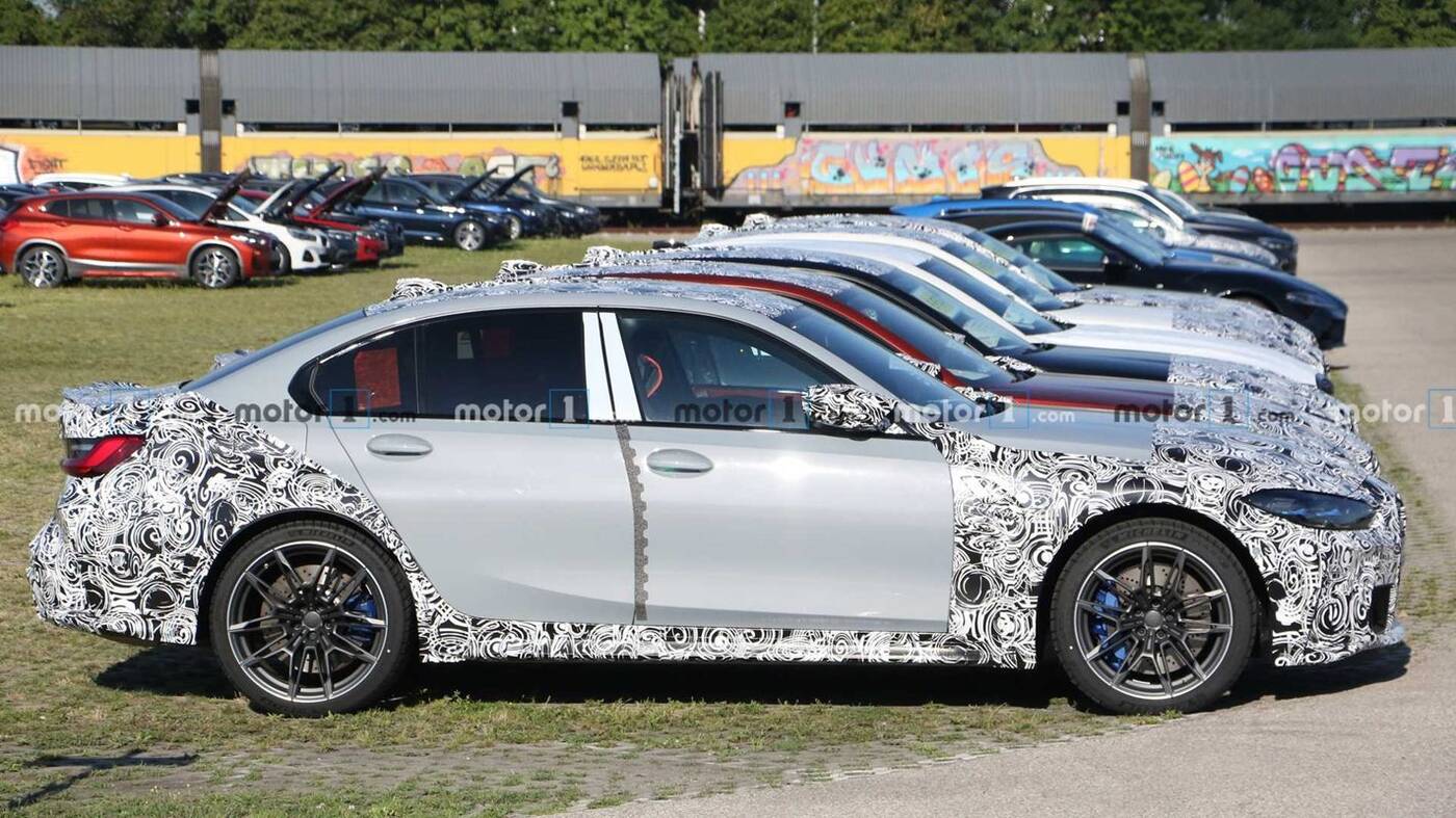 W tak skromnym kamuflażu BMW M3 2021 jeszcze nie widzieliśmy