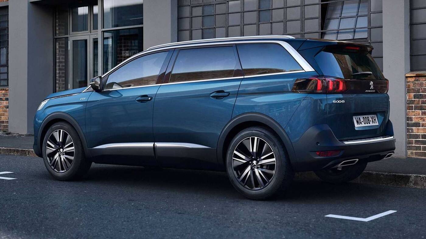 Odświeżony Peugeot 5008 czerpie garściami z nowego 3008