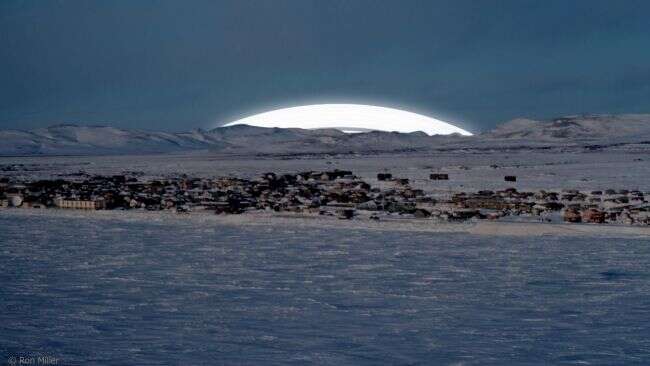 Co by było, gdyby Ziemia miała pierścienie niczym Saturn?