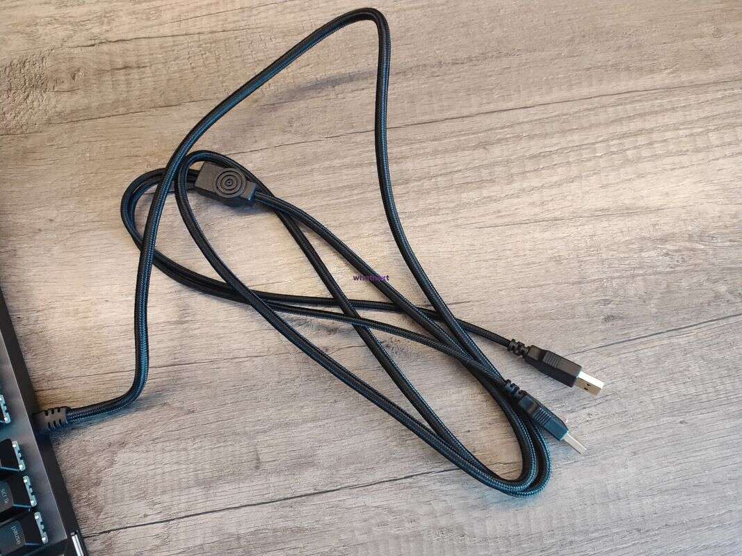 Test klawiatury ADATA XPG Summoner. Mamy kod obniżający jej cenę