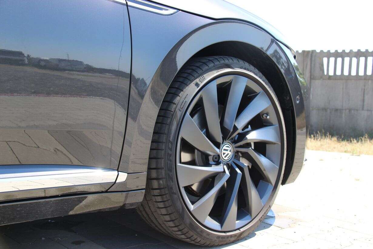 Volkswagen Arteon przed liftingiem. Warto?
