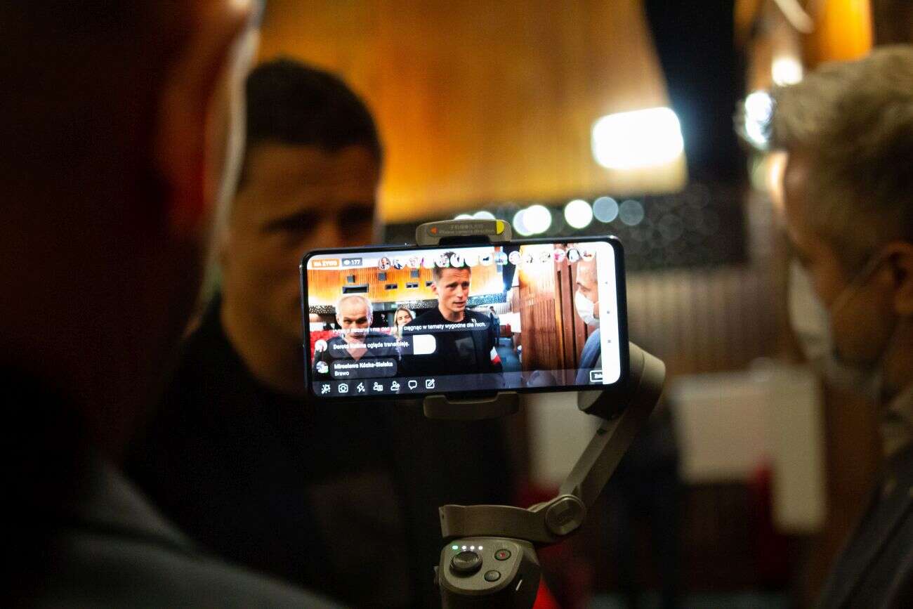 Starcie dwóch światów w Kraśniku. Uchwała w sprawie 5G oddalona