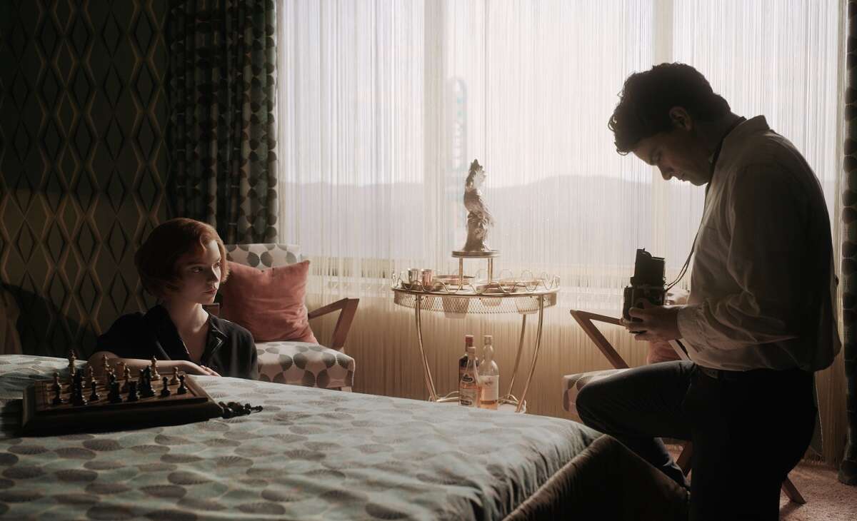 Recenzja miniserialu Gambit królowej. Jaka jest cena geniuszu?