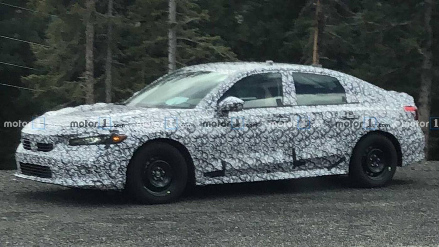 Honda Civic nowej generacji skrywa wszystko pod kamuflażem