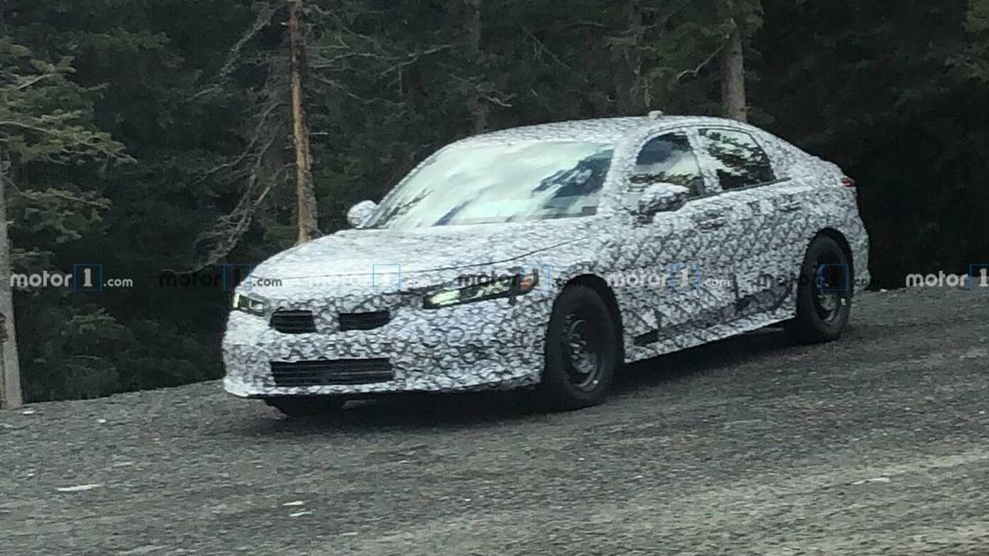 Honda Civic nowej generacji skrywa wszystko pod kamuflażem