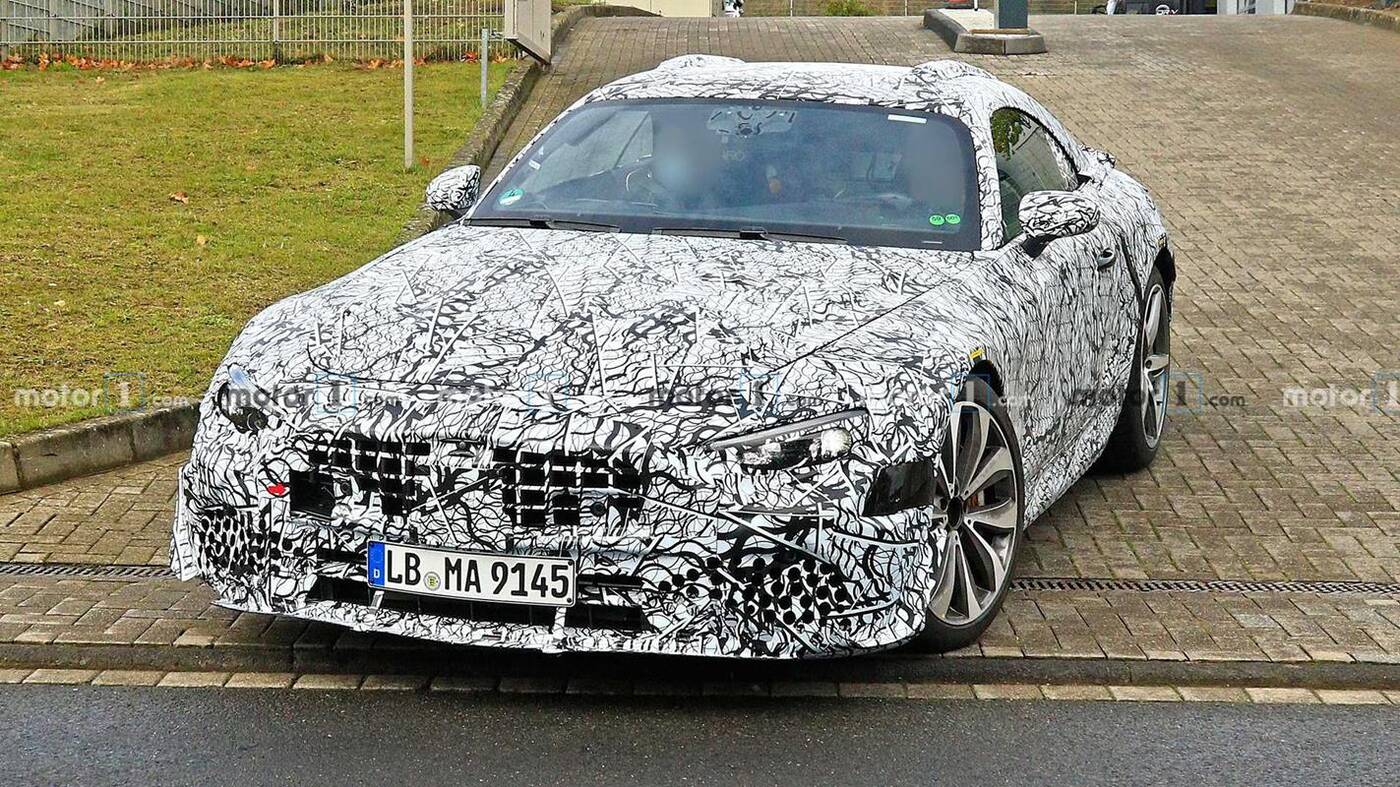 Mercedes-AMG C53 2022 wyszpiegowany z czterema wydechami