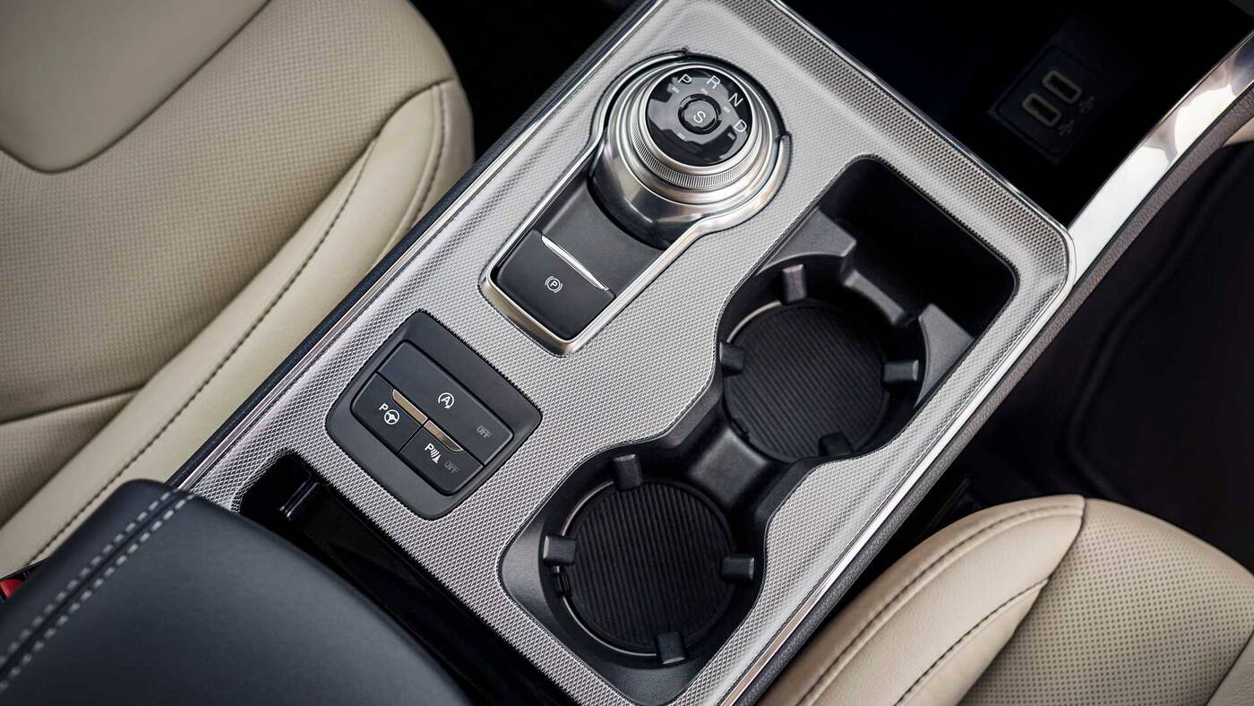 Oto nowy Ford Edge 2021, to przede wszystkim zmiany w kabinie