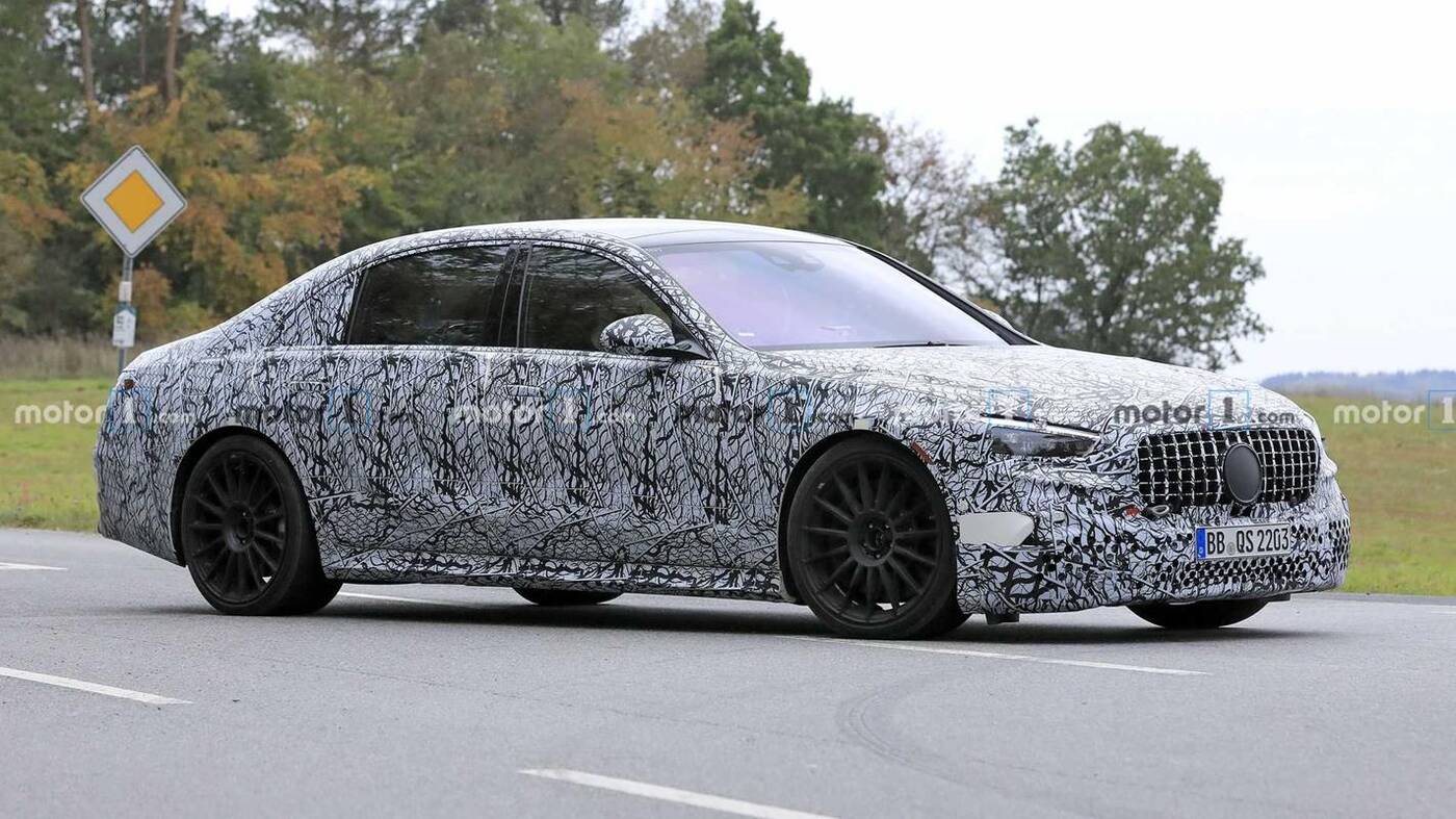 Pierwsze zdjęcia szpiegowskie Mercedes-AMG S63e 2022