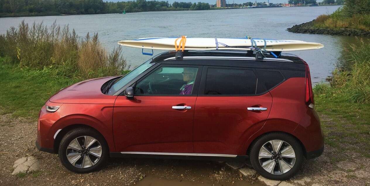 Tego jeszcze nie było, czyli składana elektryczna łódka AquaNaut 270