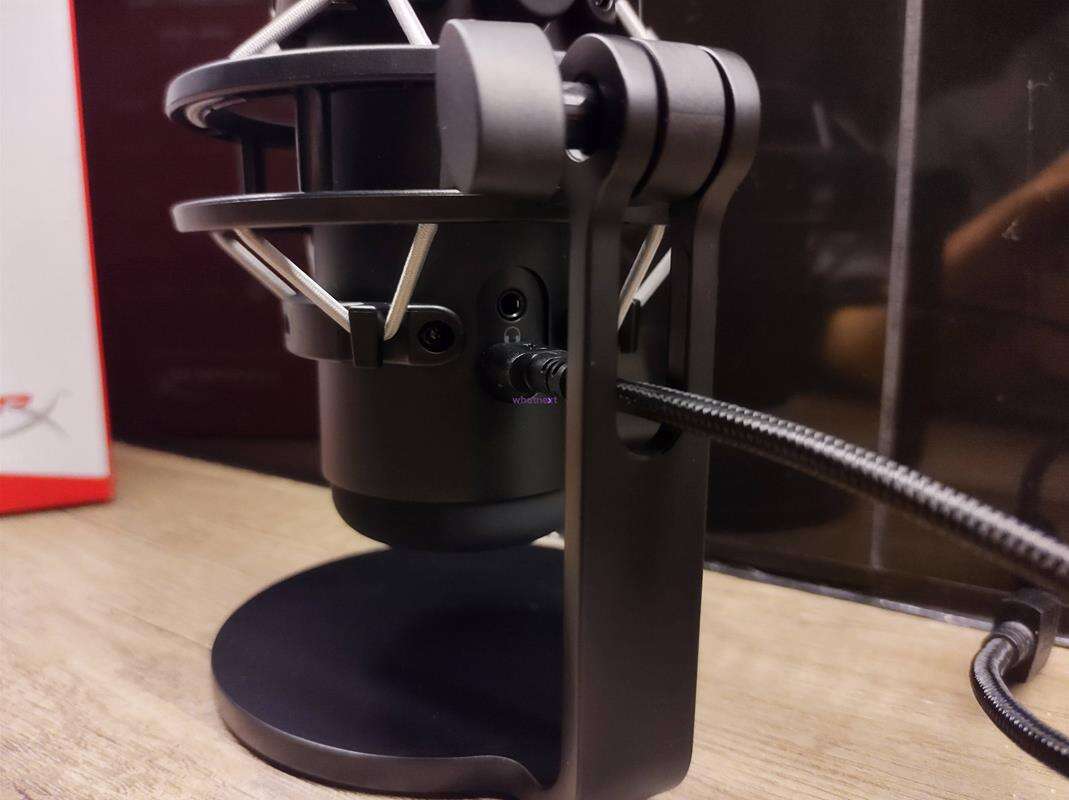 Test mikrofonu HyperX QuadCast S