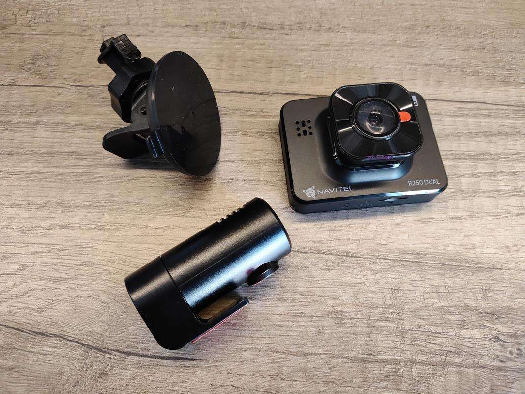 Test wideorejestratora Navitel R250 Dual