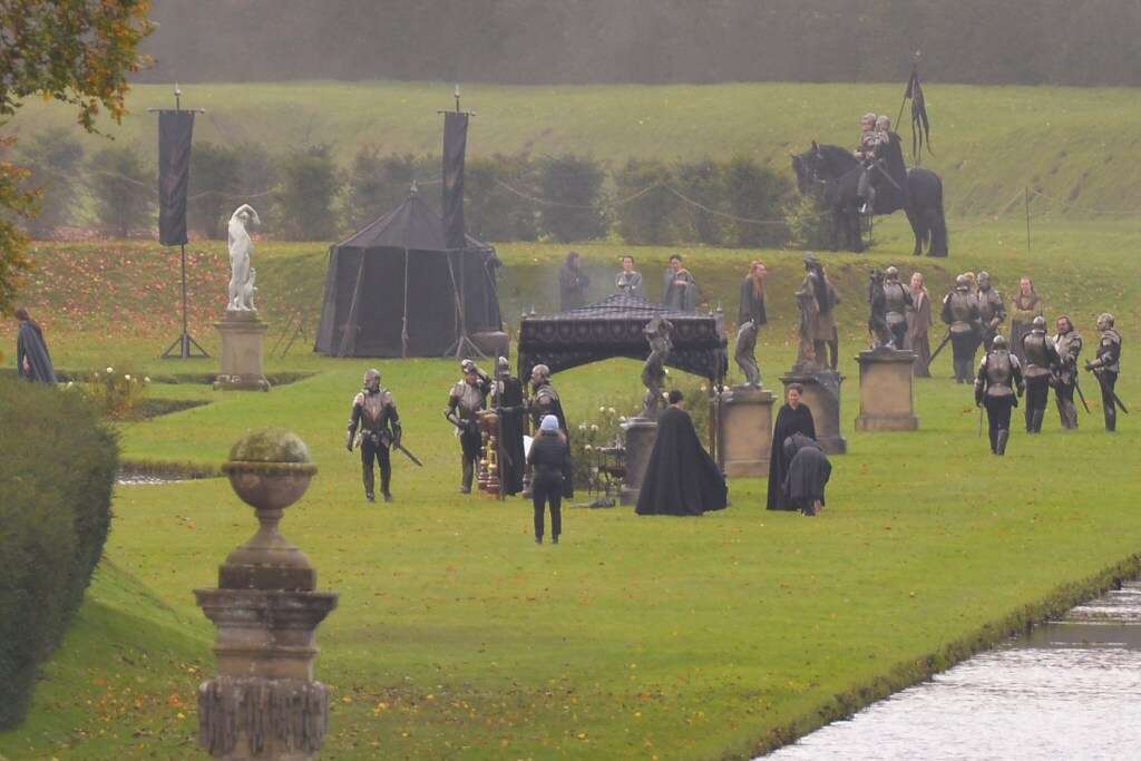 Wiedźmin sezon 2. - tak prezentują się nowe zbroje Nilfgaardu!