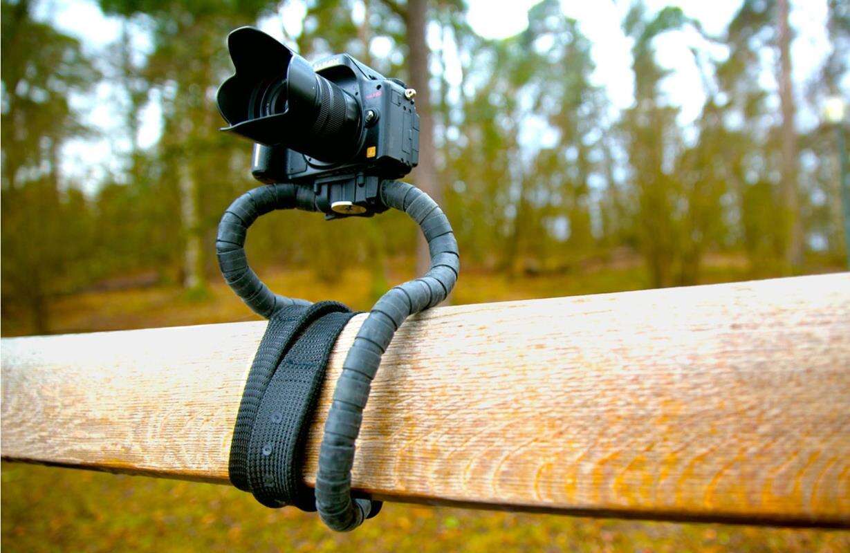 Conda, czyli połączeniu statywu i paska dla aparatu