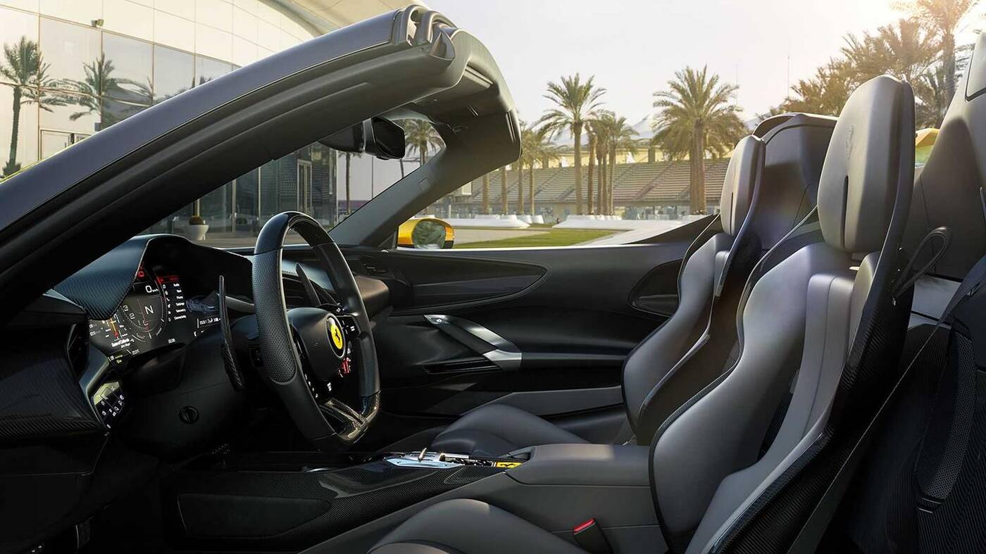 Ferrari SF90 Spider oficjalnie pierwszym hybrydowym kabrioletem firmy