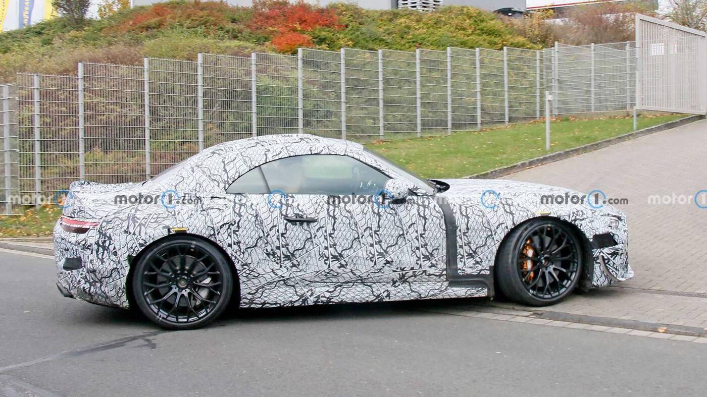 Mercedes SL nowej generacji wyszpiegowany