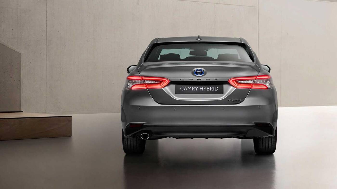 Toyota Camry 2021 - co wprowadza odświeżenie?