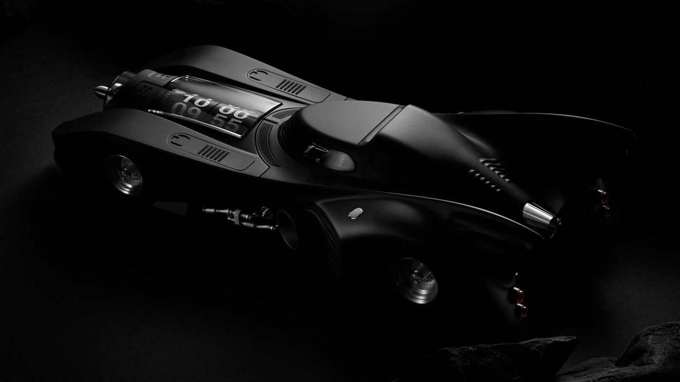 Biurkowy zegarek Batmobil, to wyjątkowa replika za ponad 100000 zł