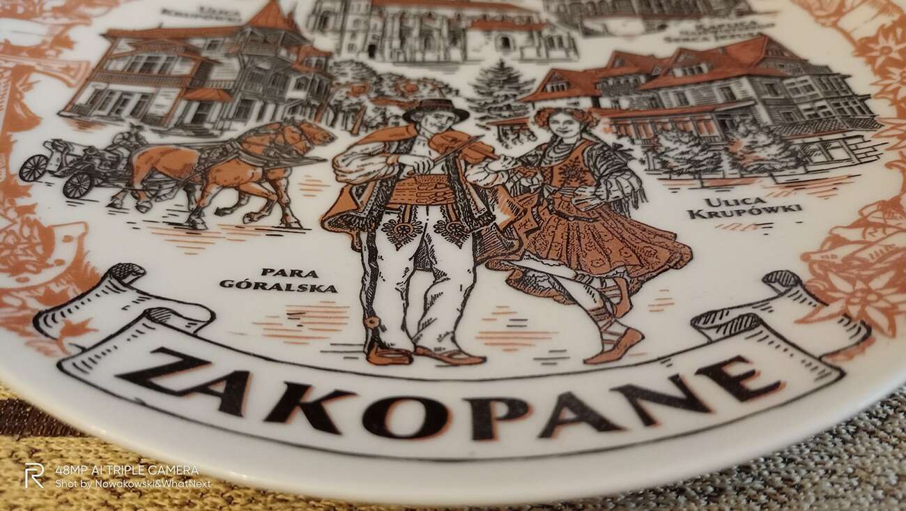 Są tanie smartfony i jest realme 7i. Co go wyróżnia?