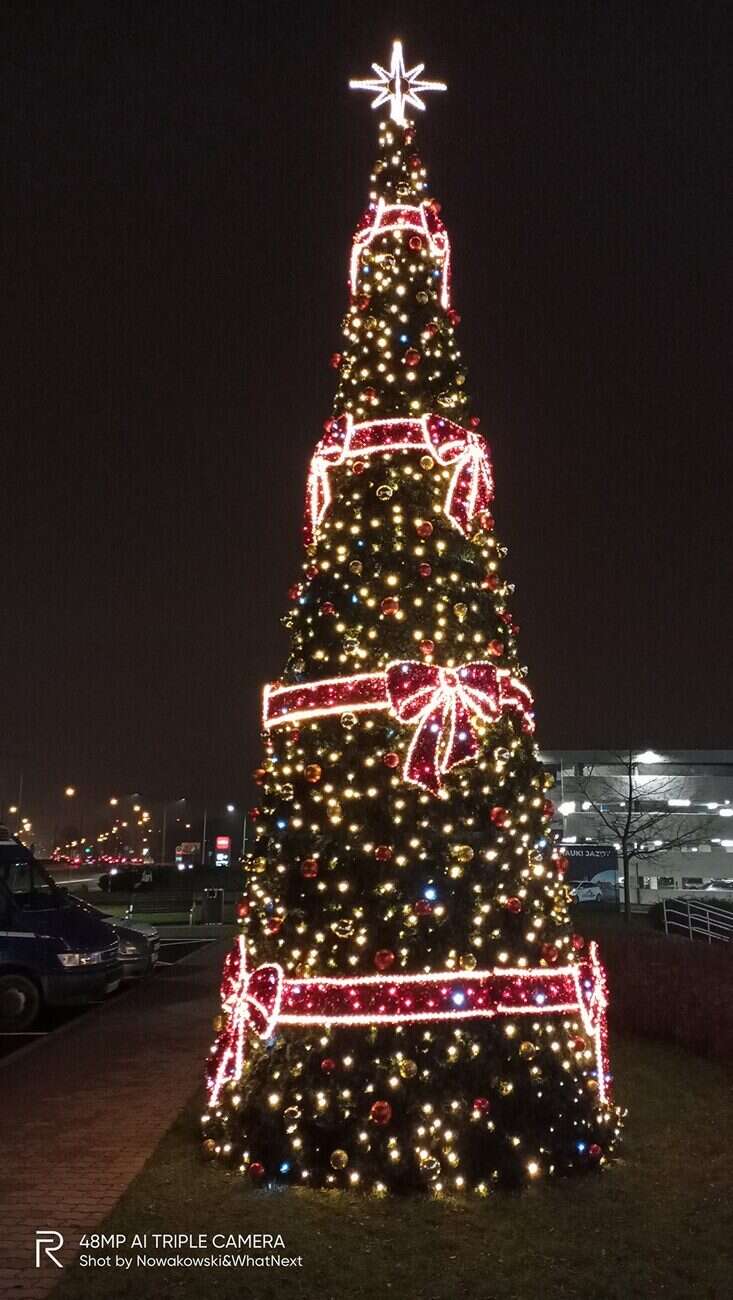 Są tanie smartfony i jest realme 7i. Co go wyróżnia?