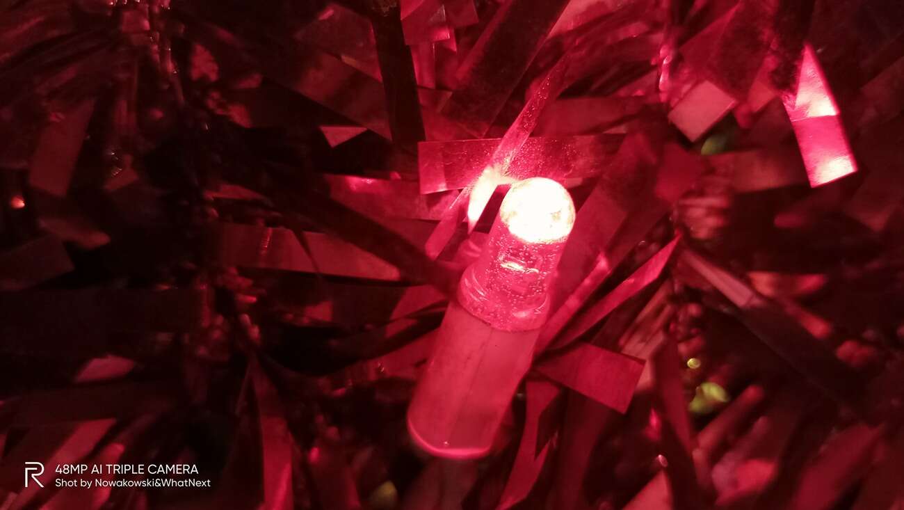 Są tanie smartfony i jest realme 7i. Co go wyróżnia?