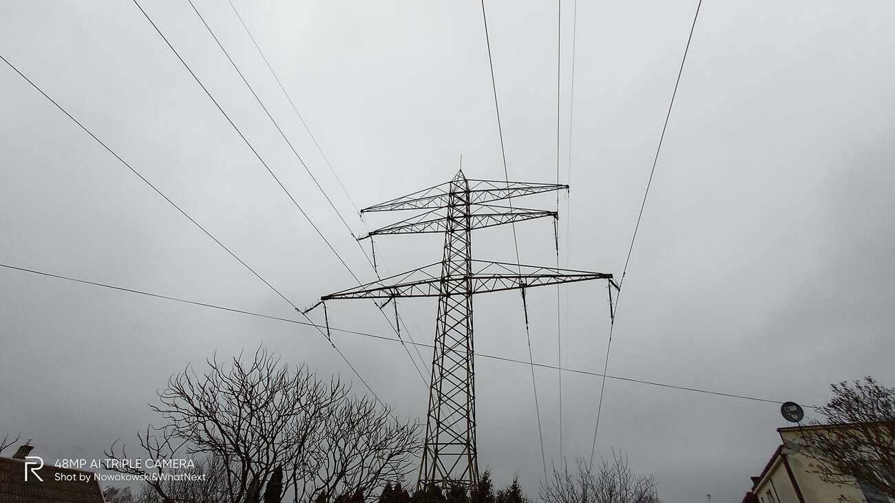 Są tanie smartfony i jest realme 7i. Co go wyróżnia?