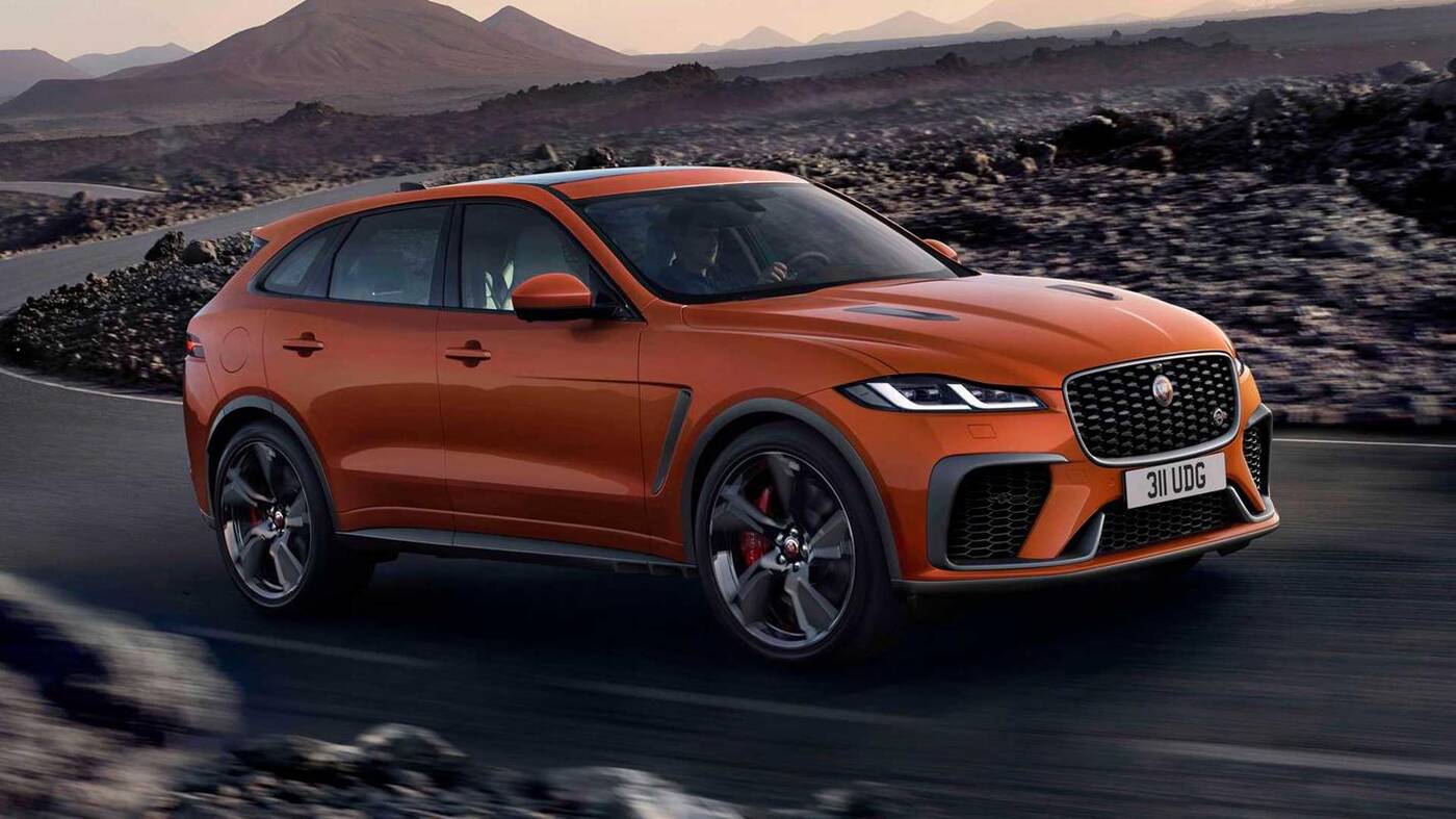 Jaguar F-Pace SVR 2021 debiutuje. Co nowego w crossoverze?