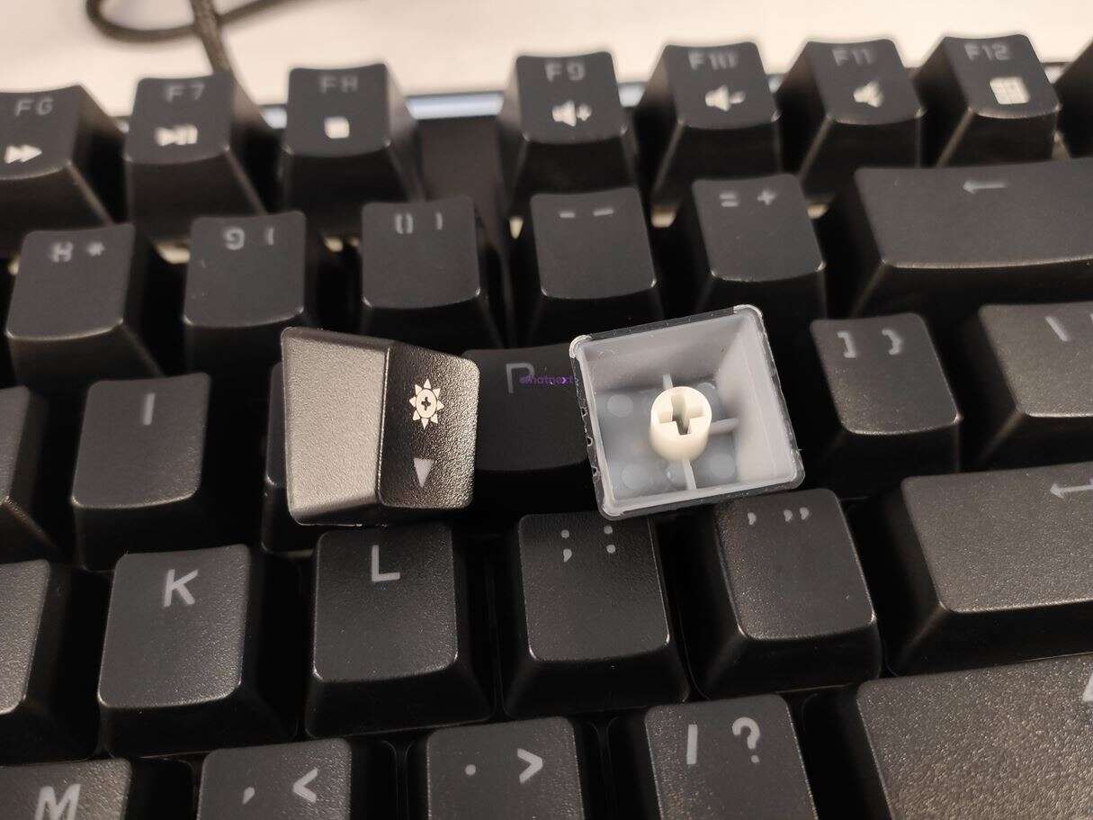 Krux Comet, klawiatura mechaniczna Comet, klawiatura Comet, test Krux Comet, recenzja Comet, test klawiatury Comet, tania klawiatura