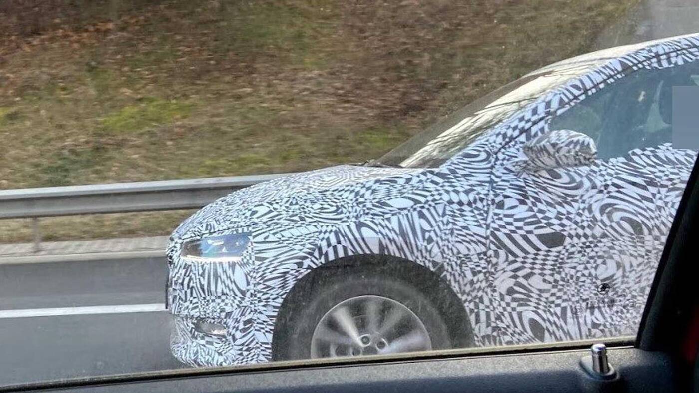 Nowa Skoda Fabia wyszpiegowana z produkcyjnym nadwoziem