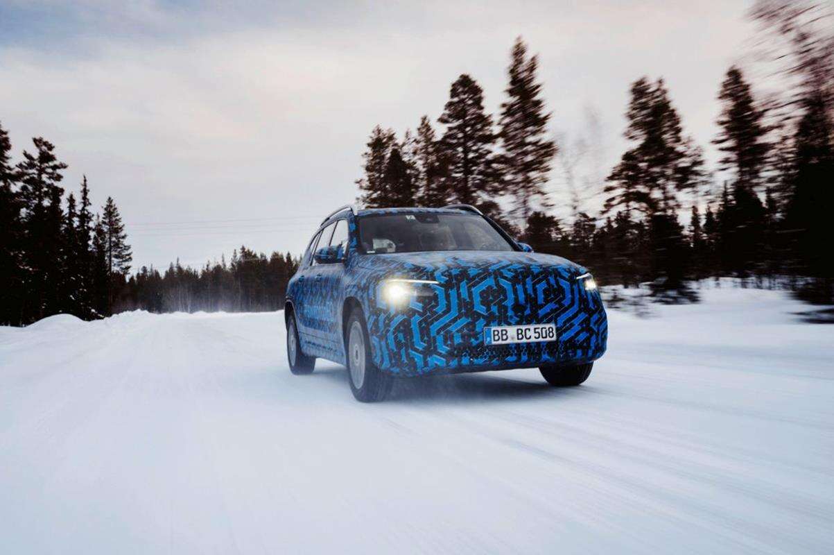 Produkcja sześciu elektrycznych Mercedesów w szczegółach