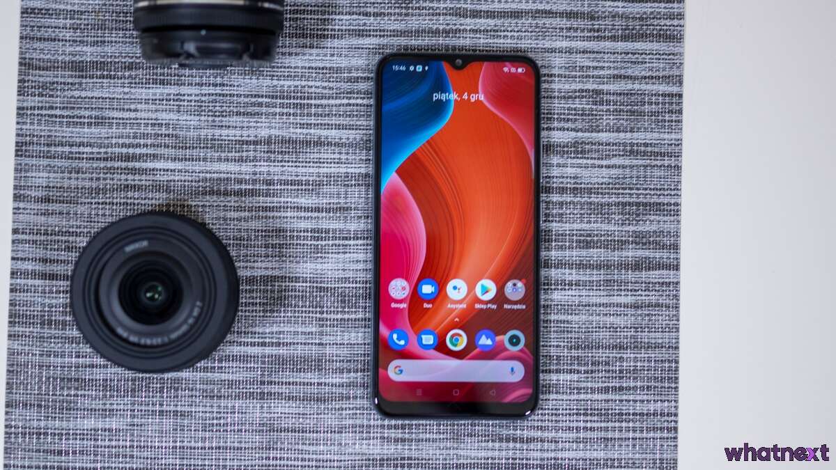 Są tanie smartfony i jest realme 7i. Co go wyróżnia?