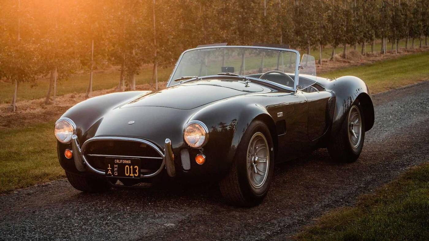 Wyjątkowe Shelby 427 Cobra, czyli ikona motoryzacji do kupienia