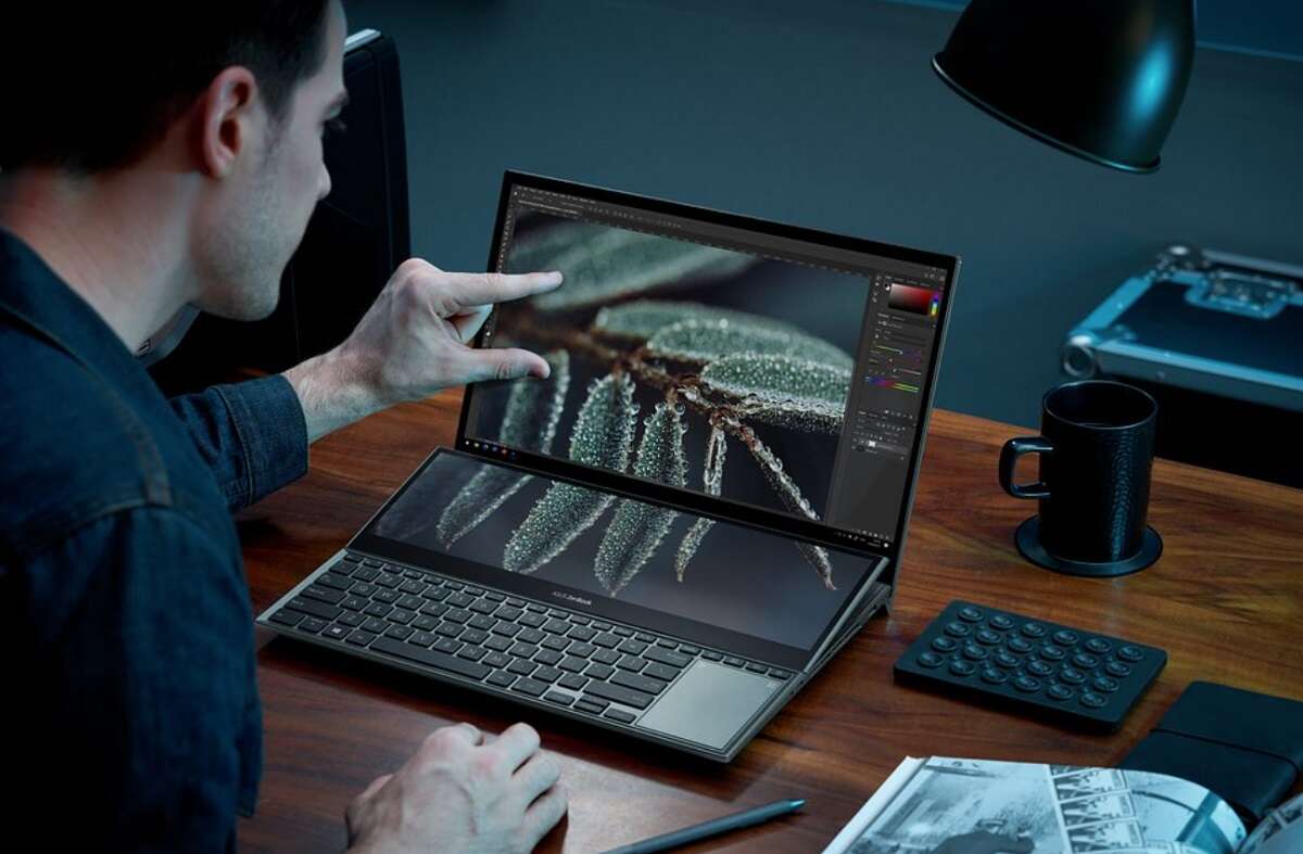 Nowy Asus ZenBook Duo oraz przystępny cenowo TUF Dash F15