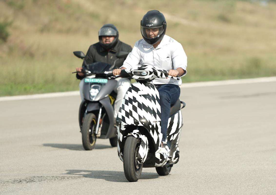 Elektryczny skuter Ola Electric wyszpiegowany w testach