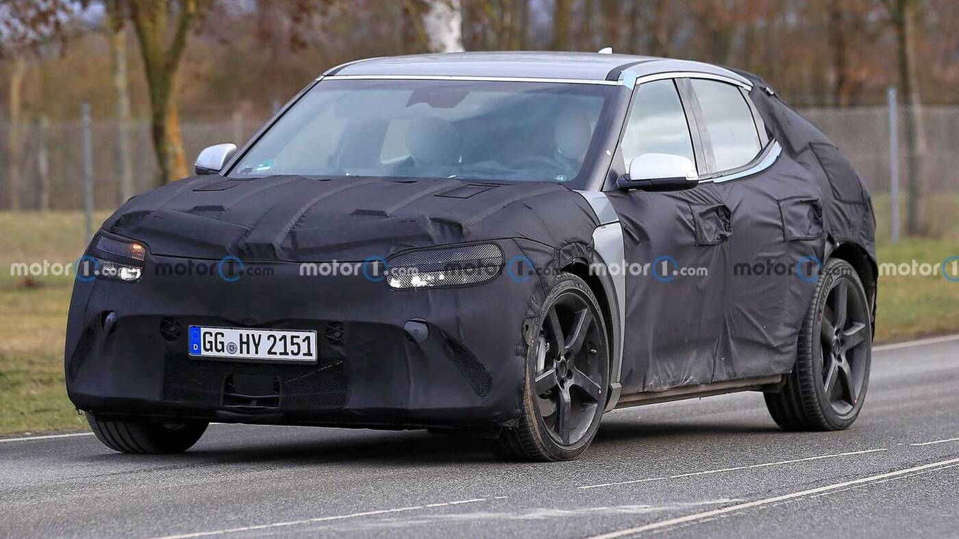 Prototypowy elektryczny crossover Genesis na zdjęciach