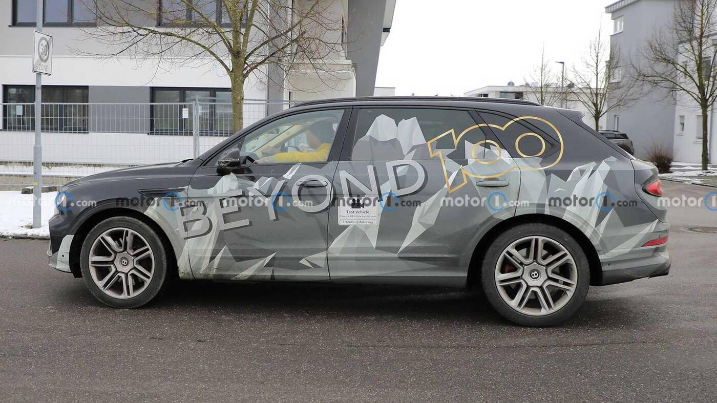 Zdjęcia Bentley Bentayga LWB 2022 w testach