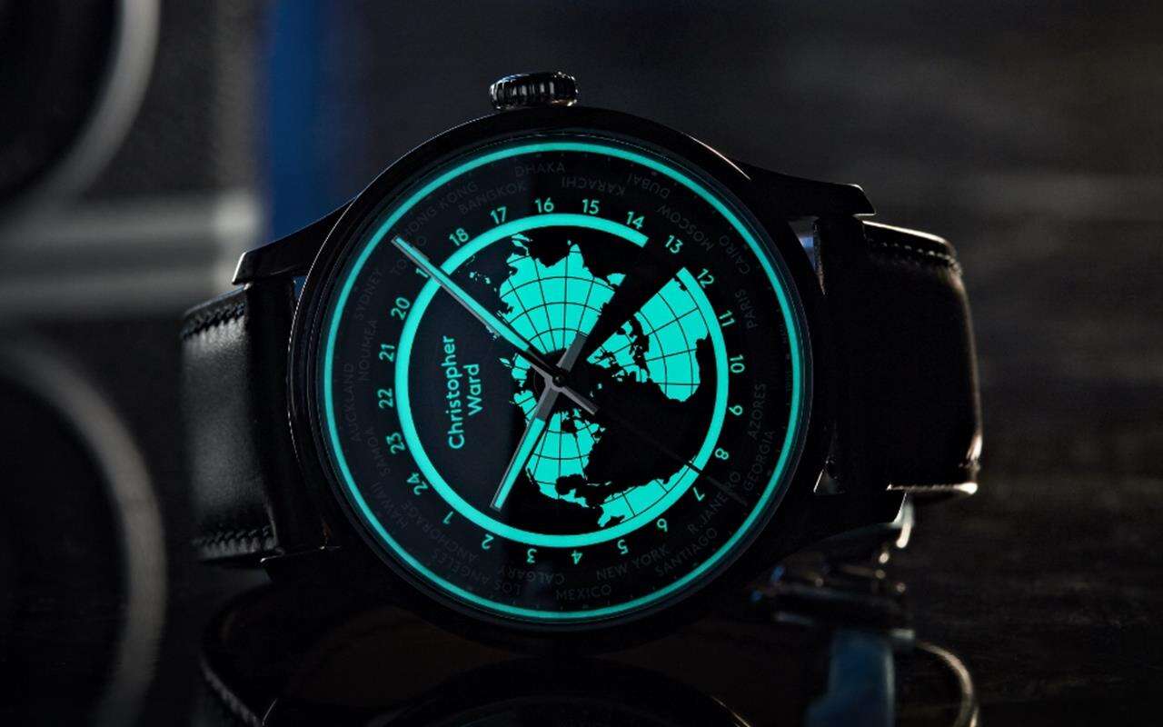 Zegarek C1 Worldglow niczym światło w ciemności